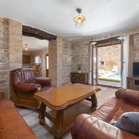 Zinnia By Briskva * Fabci