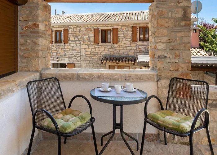 Vila Zinnia By Briskva *