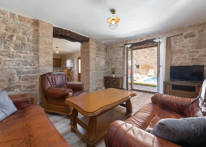 Zinnia By Briskva * Fabci