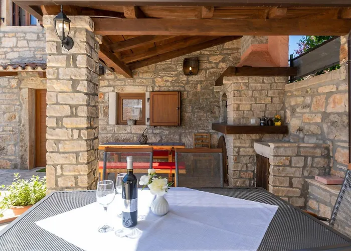 Vila Zinnia By Briskva *