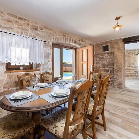 Villa Zinnia *